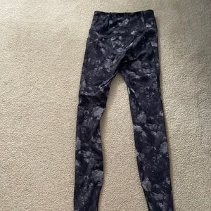 grey and black athleta leggings
